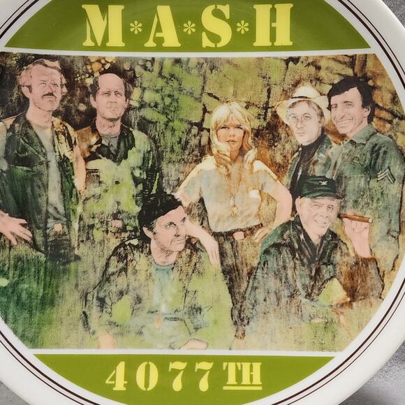 Vintage Royal Orleans Mash 4077th Commemorative Plate Limited Edition with Box - Picture 2 of 9